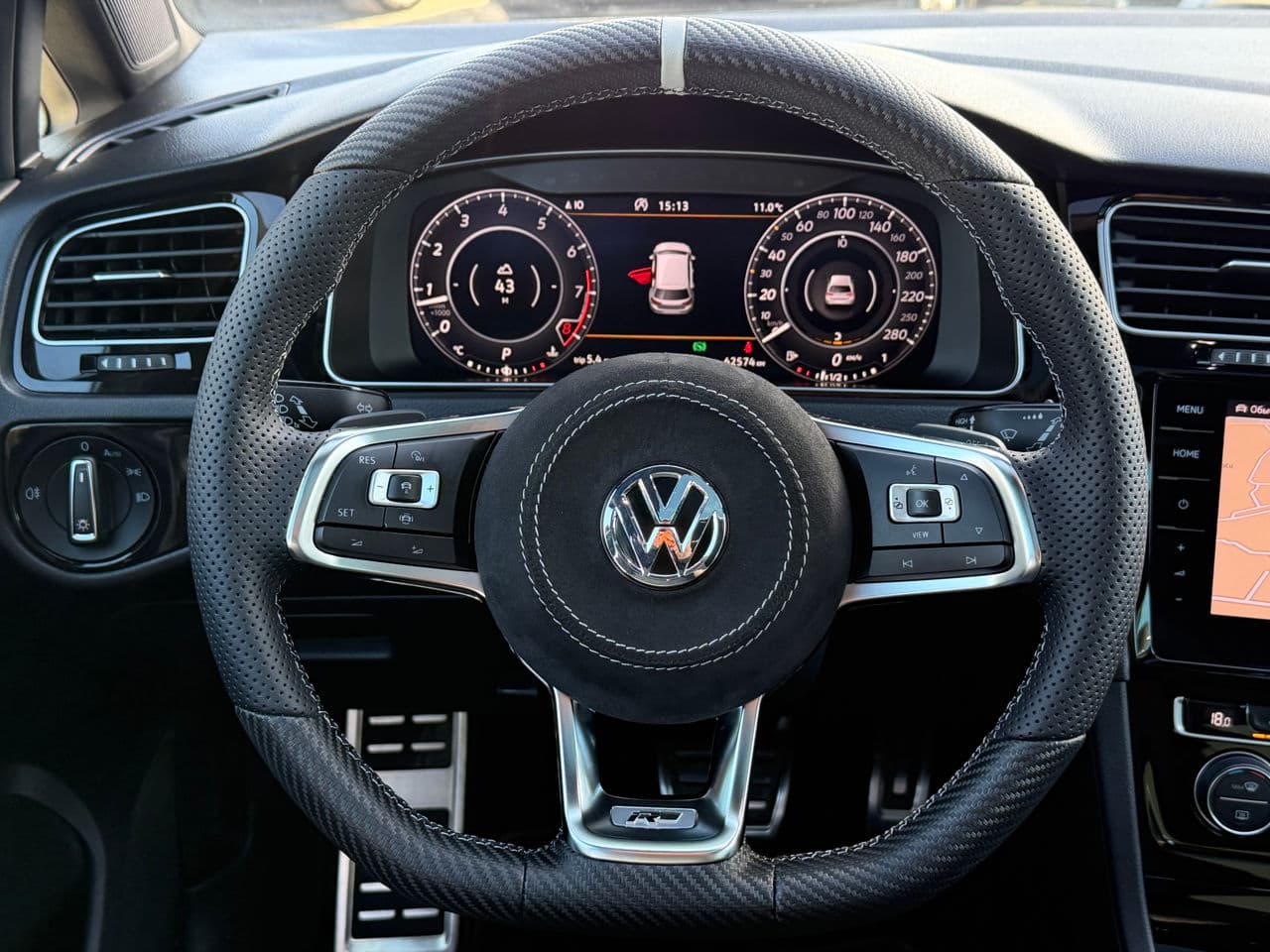 Volkswagen Golf 2018 — Миниатюра 11
