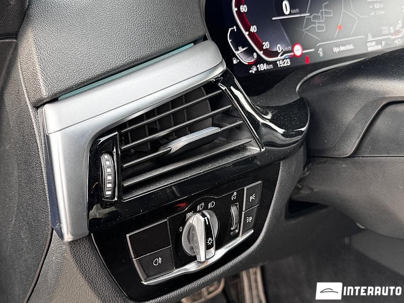 BMW 530e 2021 — Миниатюра 17