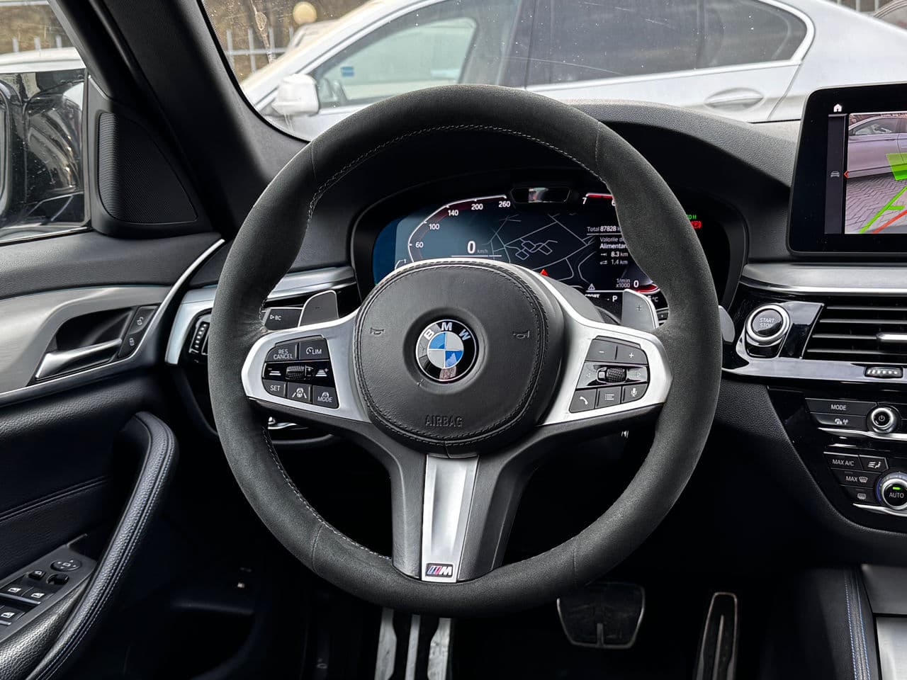 BMW 530e 2021 — Миниатюра 8