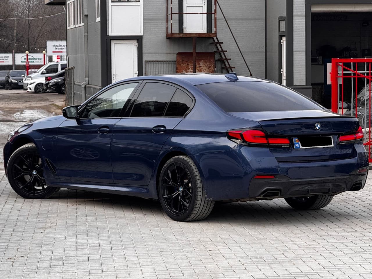 BMW 530e 2021 — Миниатюра 4