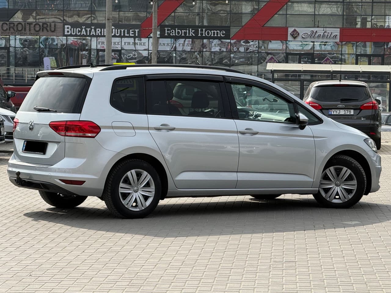 Volkswagen Touran 2017 — Миниатюра 3