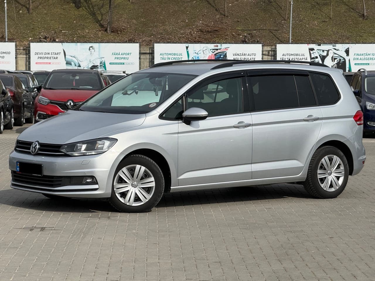 Volkswagen Touran 2017 — Миниатюра 2