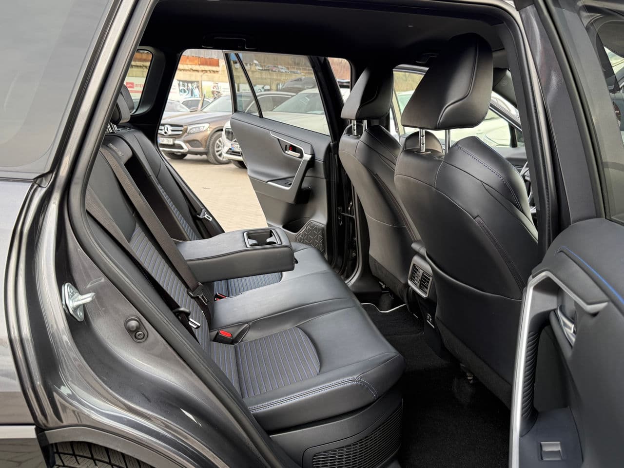 Toyota Rav-4 2020 — Миниатюра 15