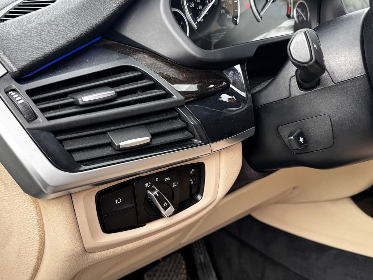 2017 BMW X5 4.0e — Miniatură 13