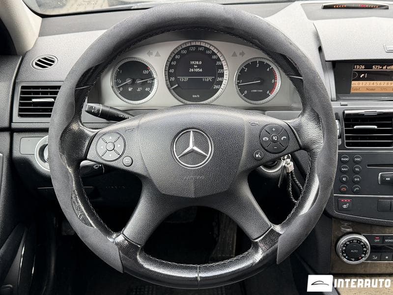 Mercedes C 220 2008 — Миниатюра 10