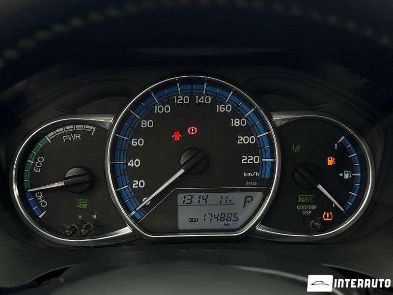 Toyota Yaris 2016 — Миниатюра 8
