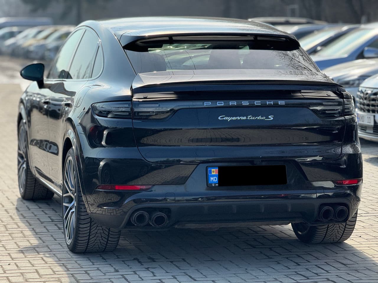 2020 Porsche Cayenne Turbo S-E Hybrid Coupe — Miniatură 4