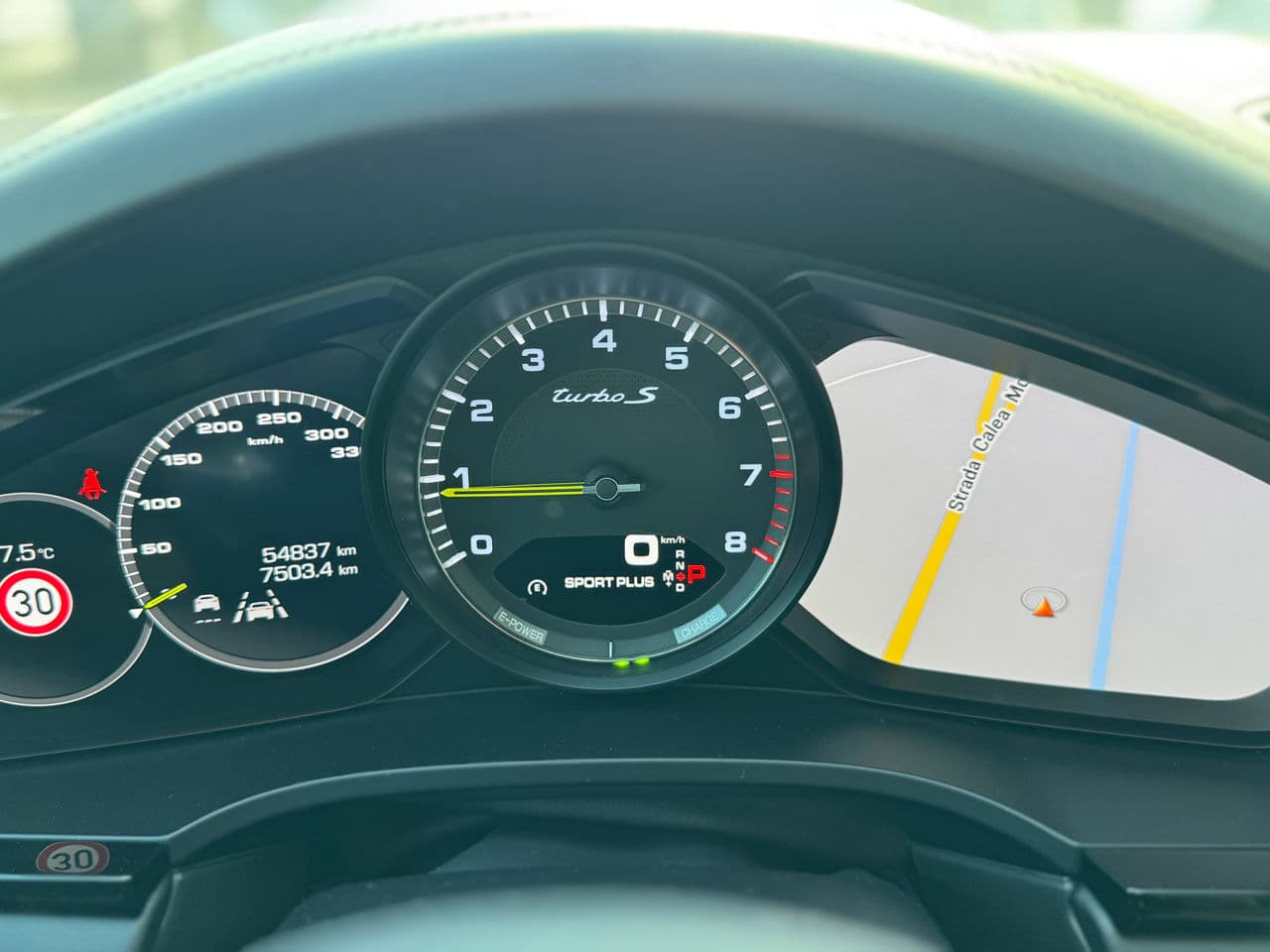2020 Porsche Cayenne Turbo S-E Hybrid Coupe — Miniatură 14