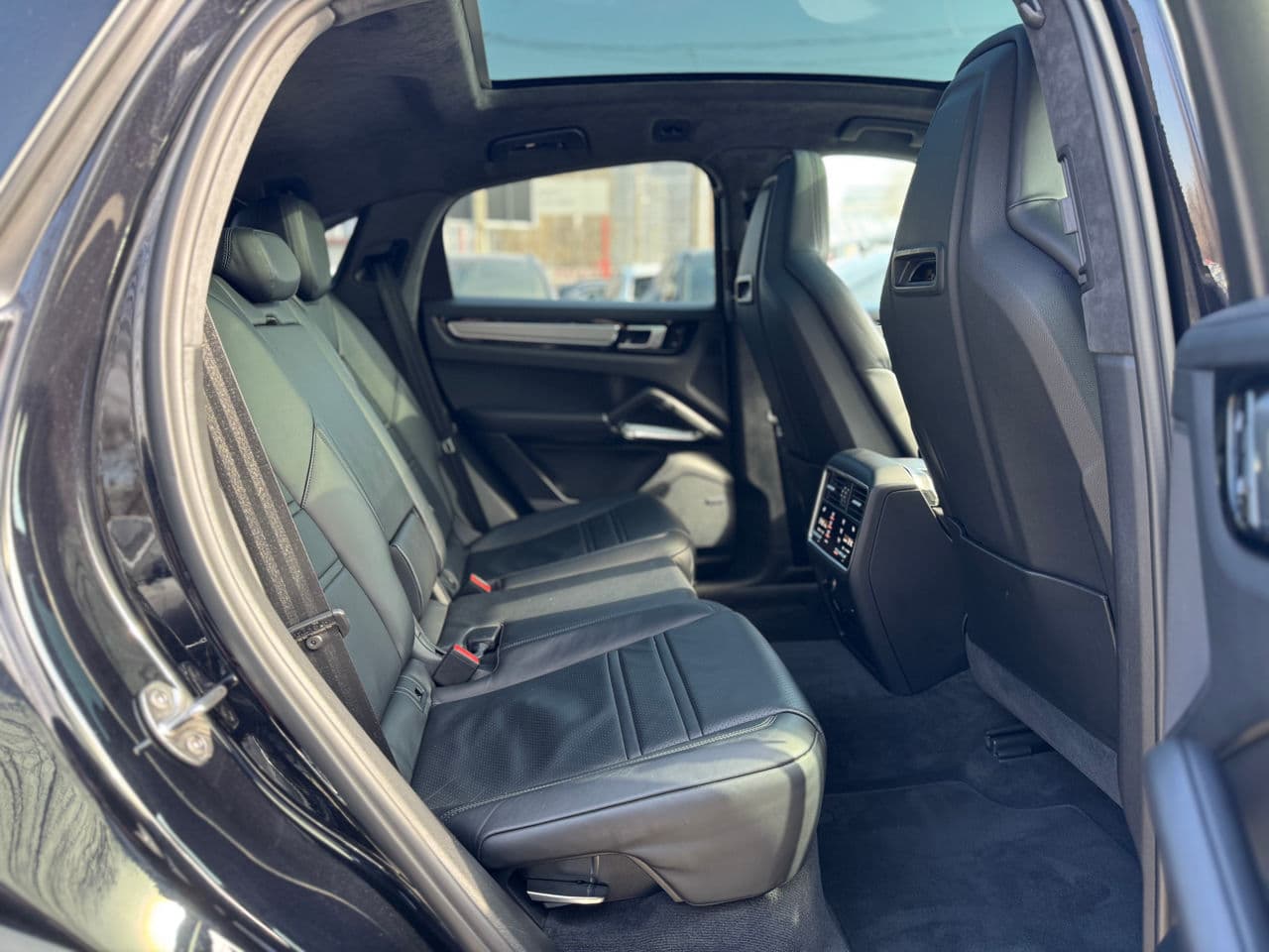 2020 Porsche Cayenne Turbo S-E Hybrid Coupe — Miniatură 21