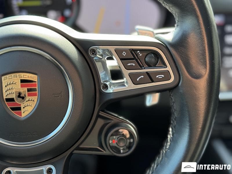 2020 Porsche Cayenne Turbo S-E Hybrid Coupe — Miniatură 13