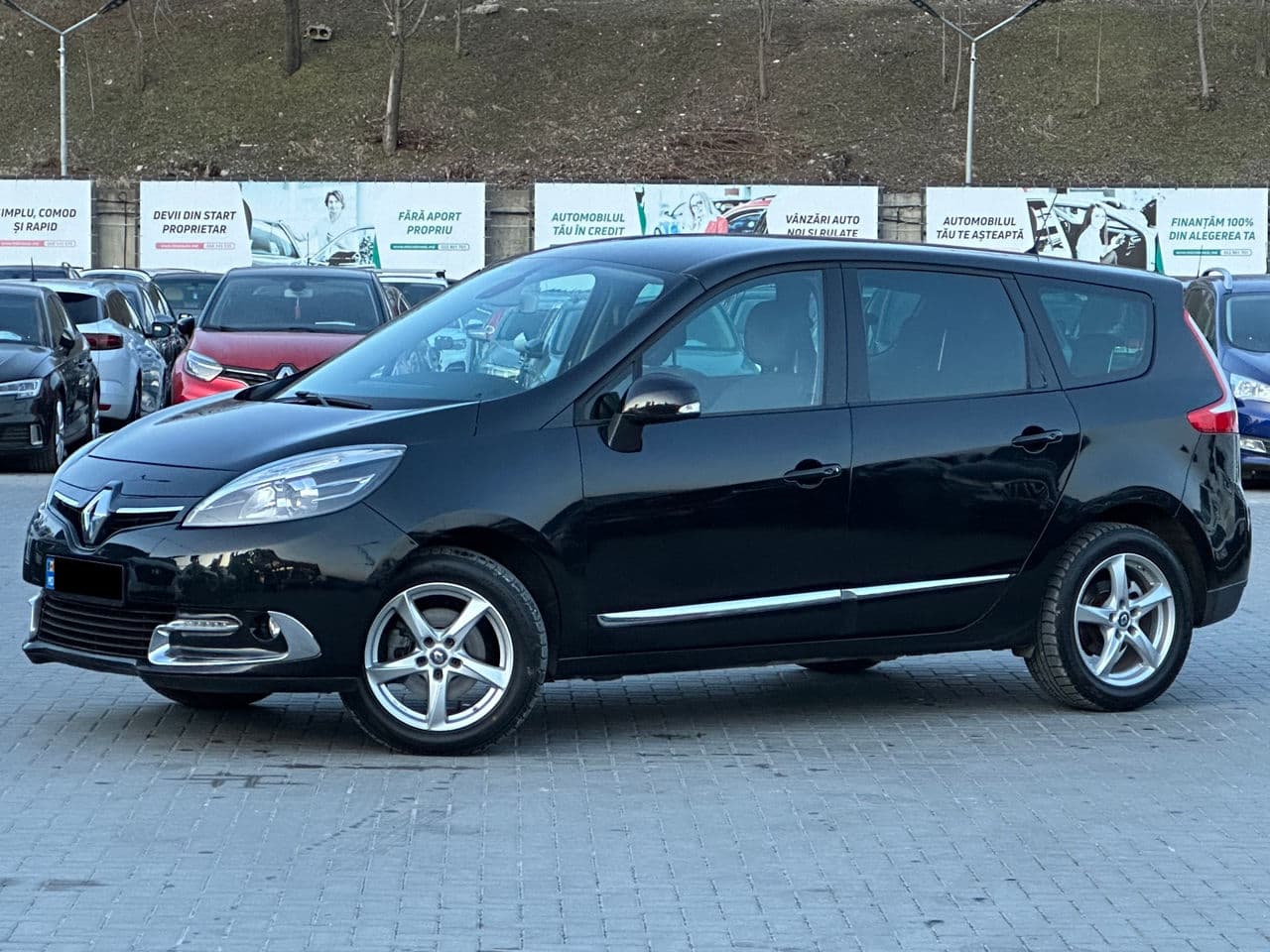 Renault Grand Scenic 2015 — Миниатюра 2