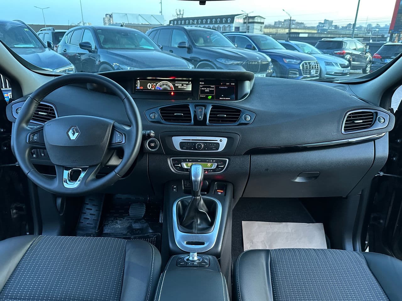 Renault Grand Scenic 2015 — Миниатюра 6