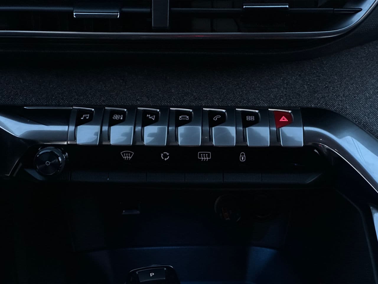 Peugeot 3008 2020 — Миниатюра 10