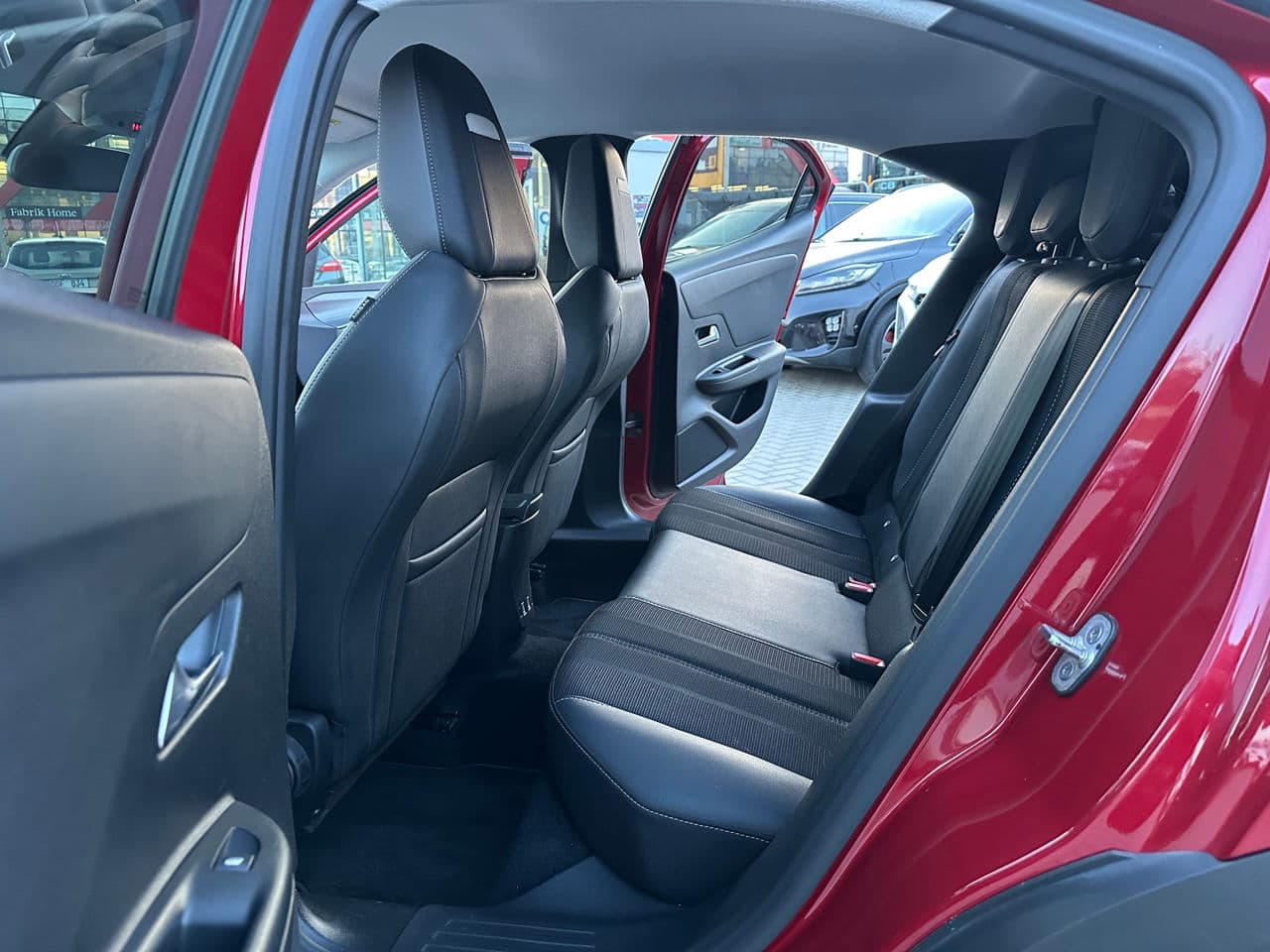 Opel Mokka 2022 — Миниатюра 13