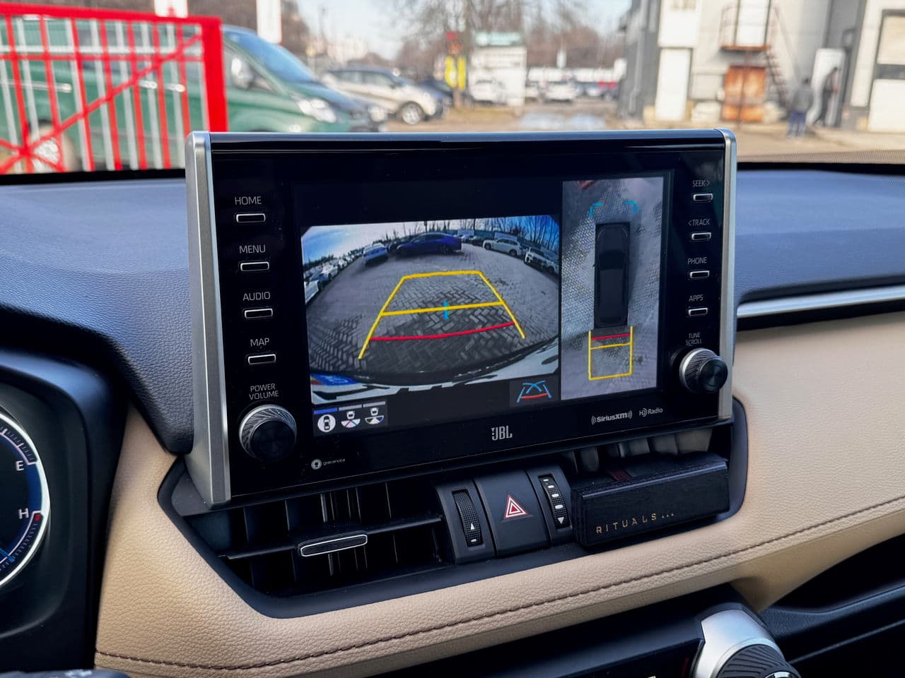 Toyota Rav-4 2022 — Миниатюра 10