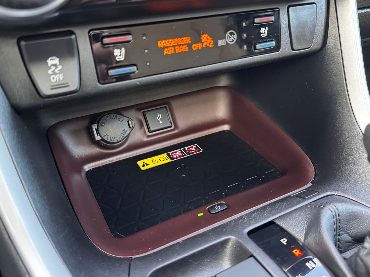 Toyota Rav-4 2022 — Миниатюра 14