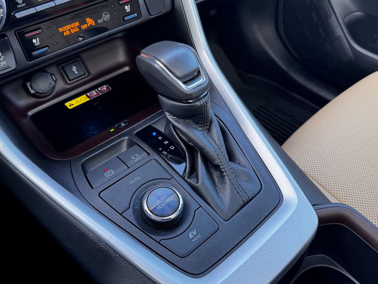 Toyota Rav-4 2022 — Миниатюра 15