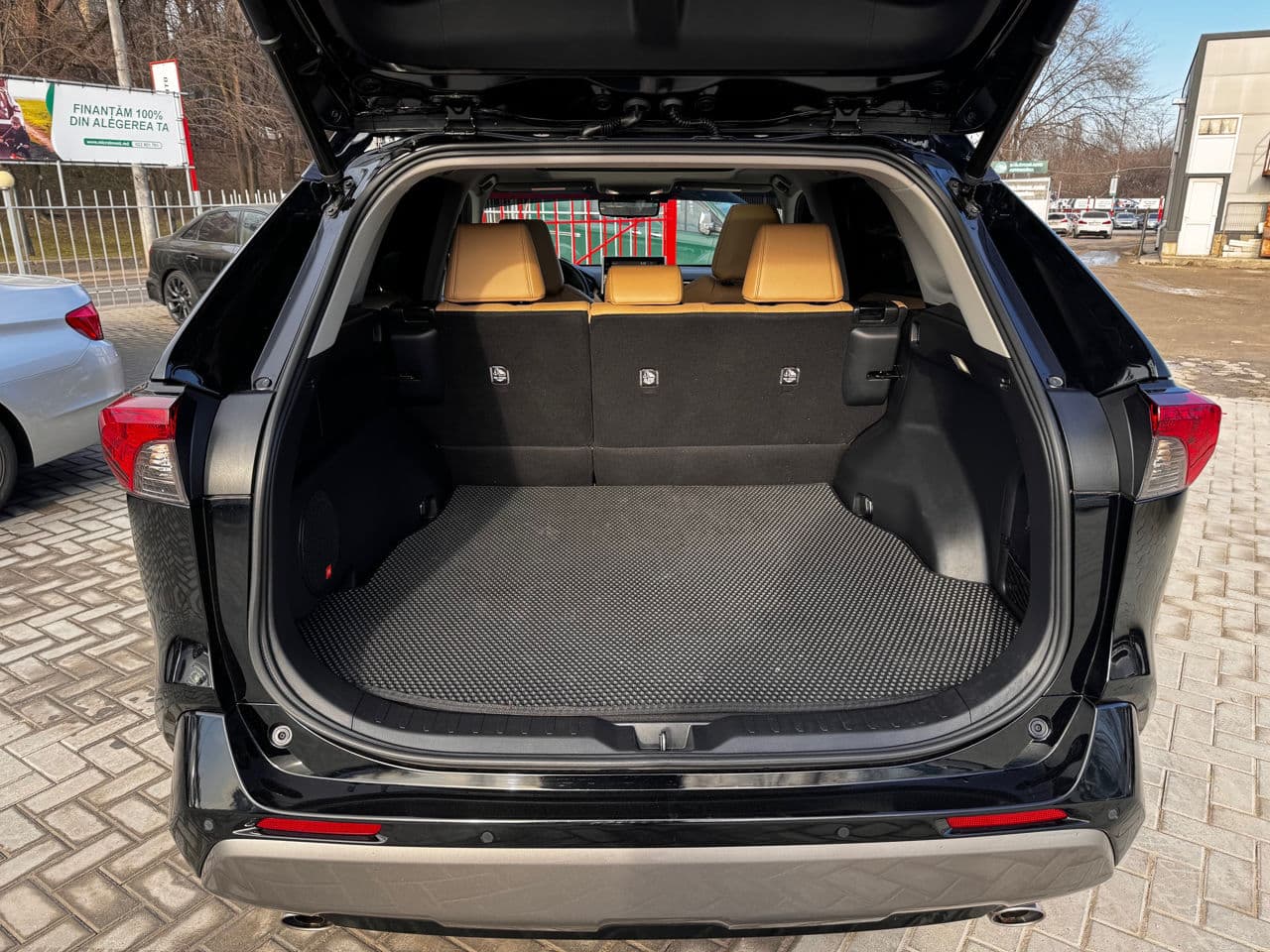 Toyota Rav-4 2022 — Миниатюра 25