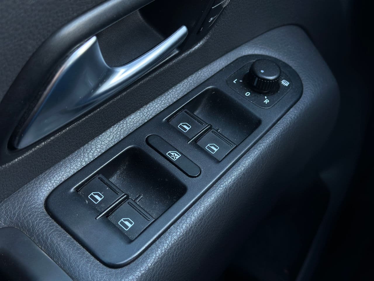 Volkswagen Amarok 2015 — Миниатюра 6