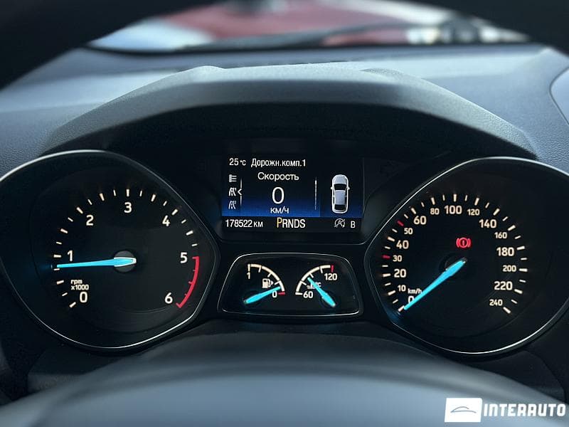 Ford Kuga 2017 — Миниатюра 8
