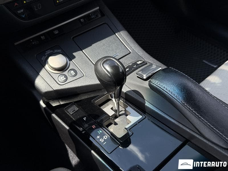 Lexus ES 300h 2012 — Миниатюра 18