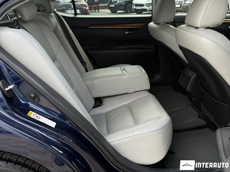 Lexus ES 300h 2012 — Миниатюра 21
