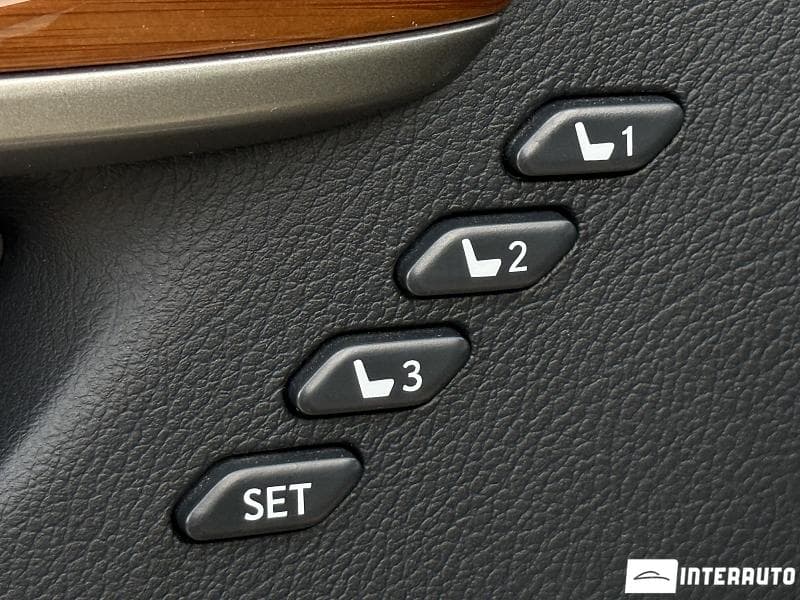 Lexus ES 300h 2012 — Миниатюра 9