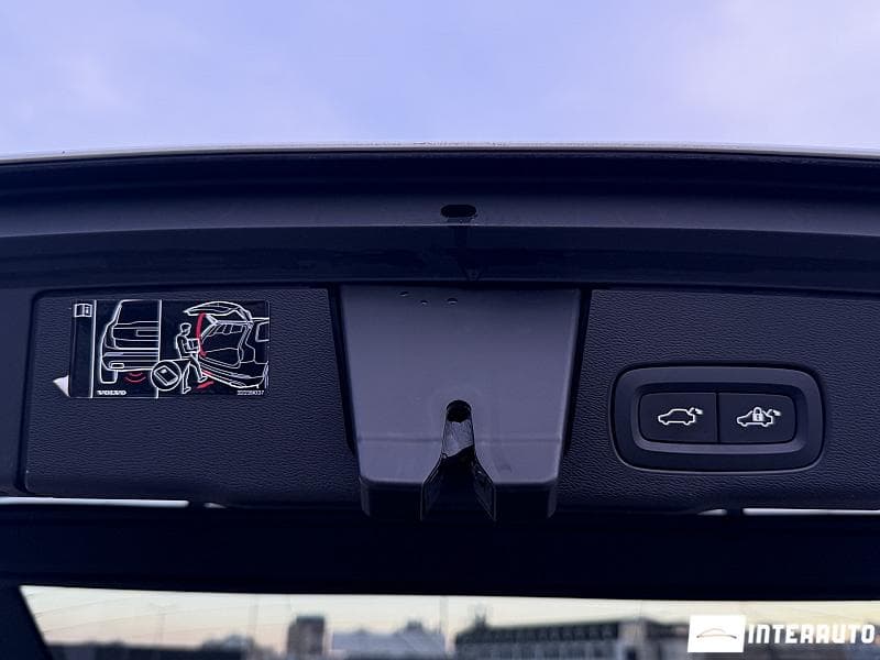 2019 Volvo XC 60 — Miniatură 28