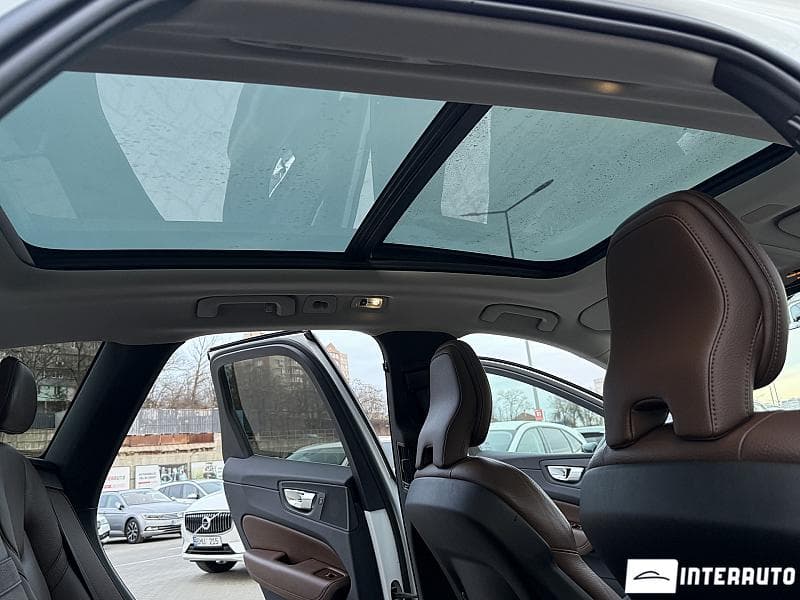 2019 Volvo XC 60 — Miniatură 18