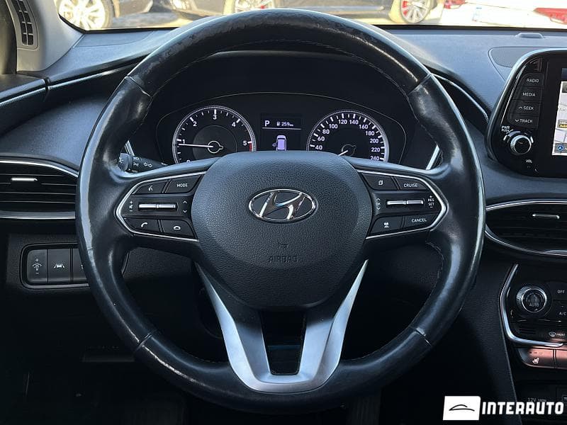 2018 Hyundai Santa Fe — Miniatură 11
