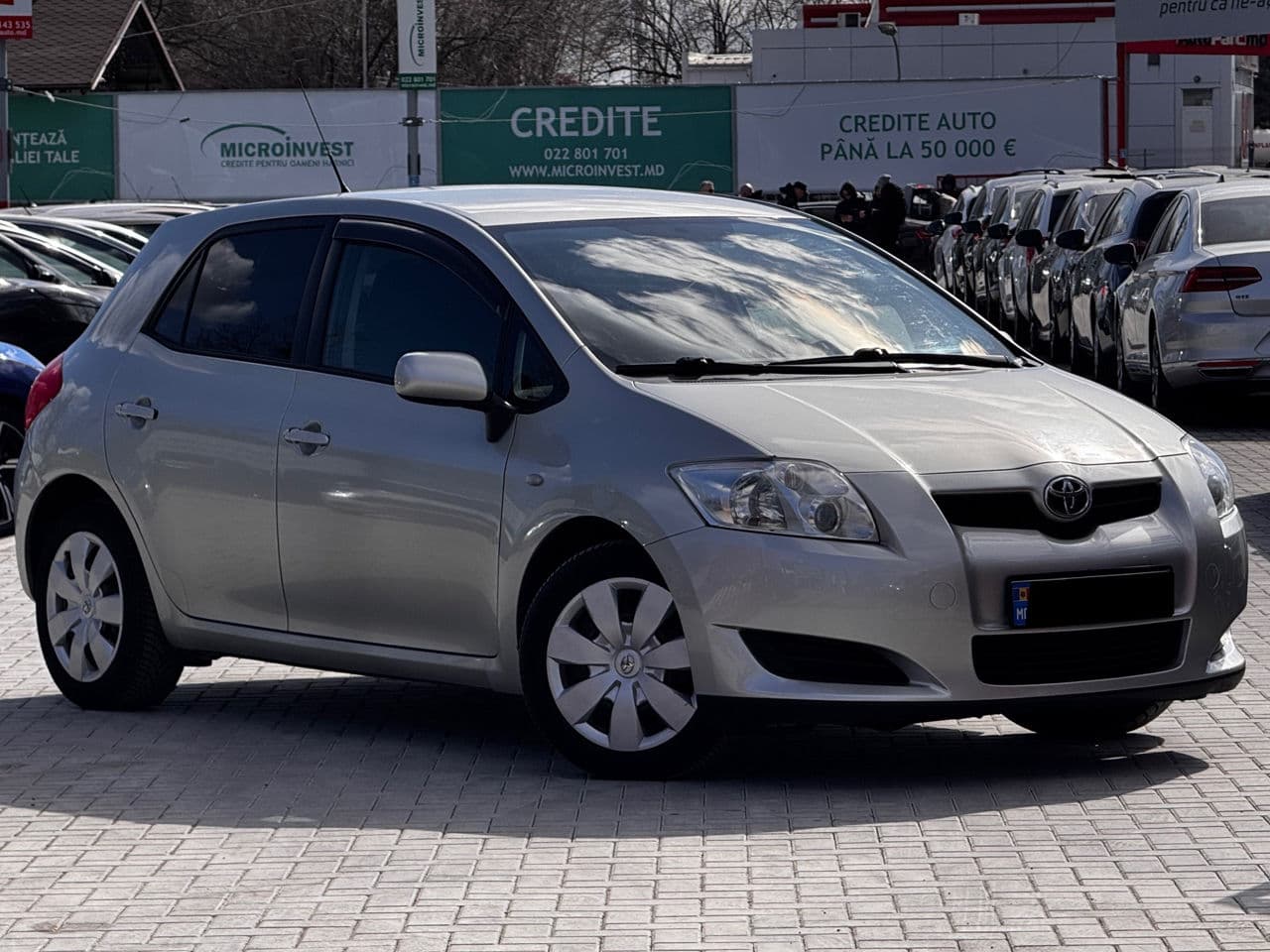 Toyota Auris 2009 — Миниатюра 2