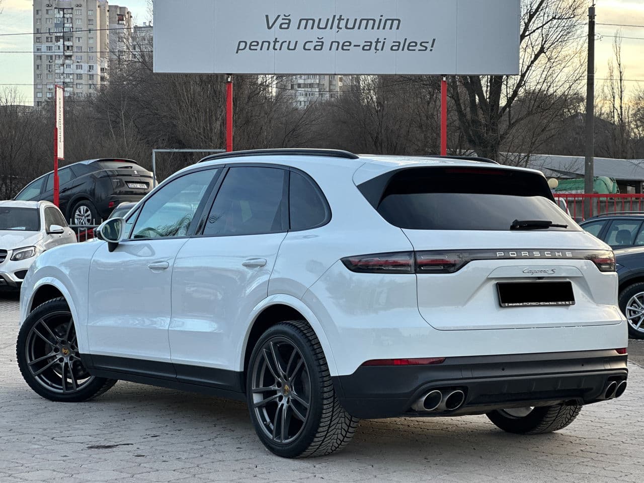 Porsche Cayenne S 2017 — Миниатюра 3