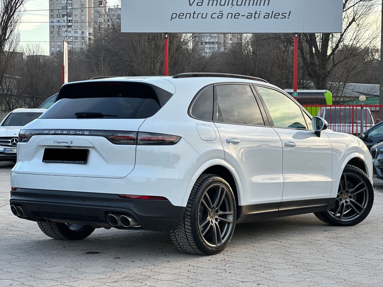 Porsche Cayenne S 2017 — Миниатюра 2