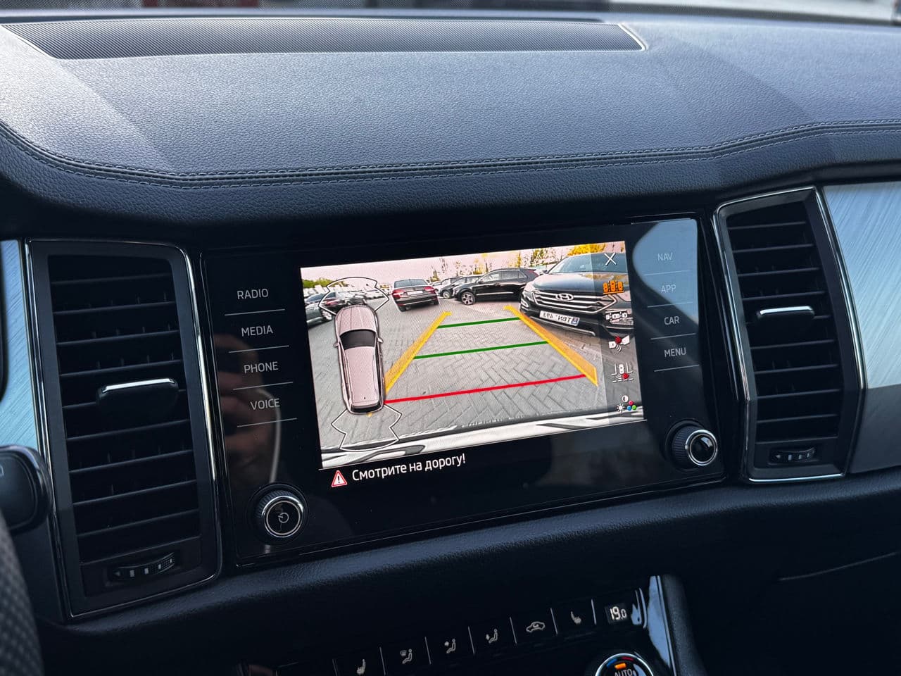 Skoda Kodiaq 2022 — Миниатюра 10