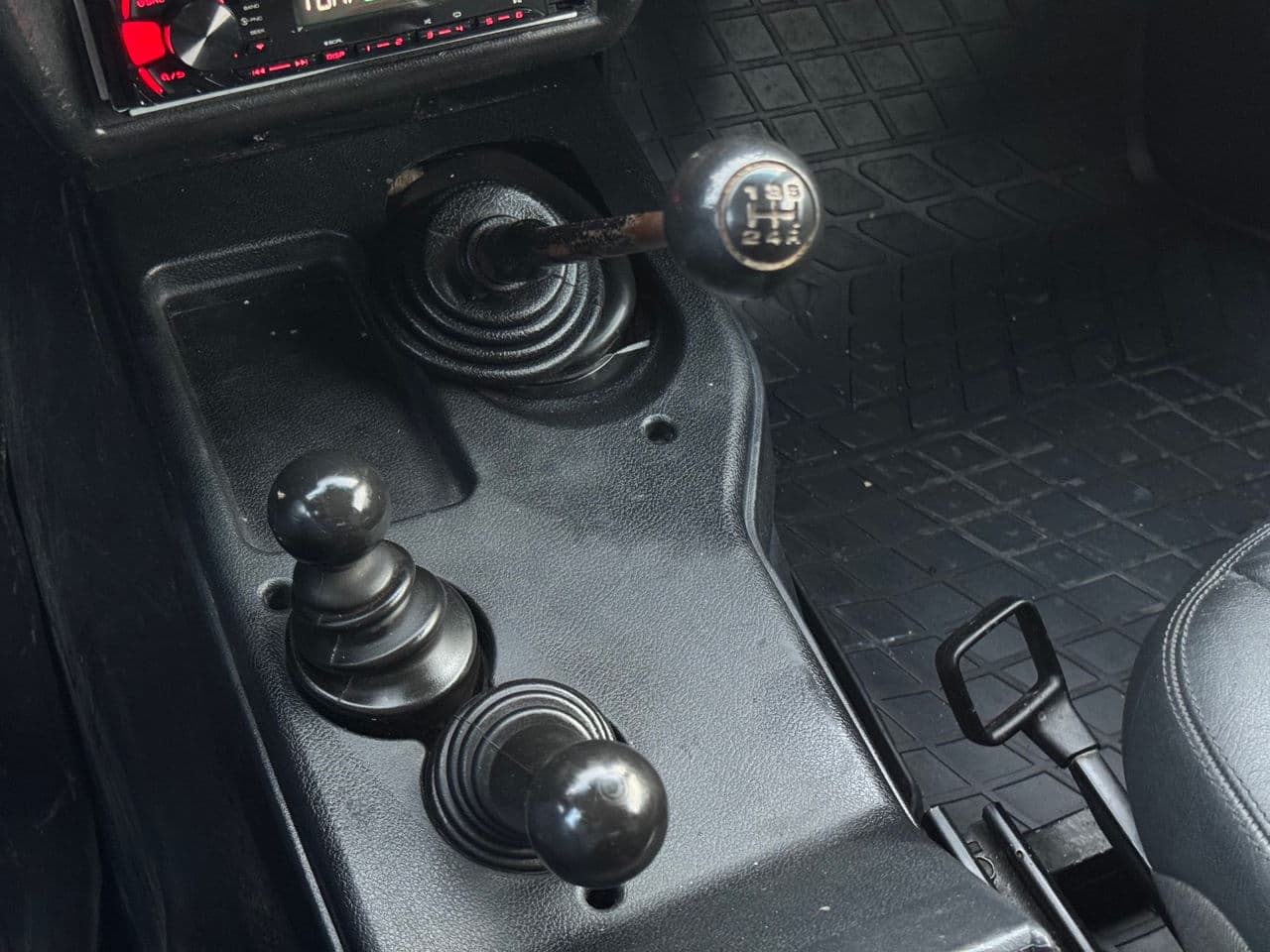2006 Lada Niva — Miniatură 9