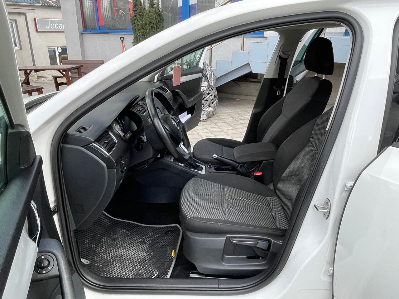 Skoda Octavia 2013 — Миниатюра 5