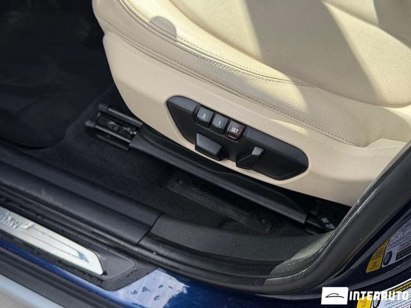BMW X1 2.8i 2017 — Миниатюра 8