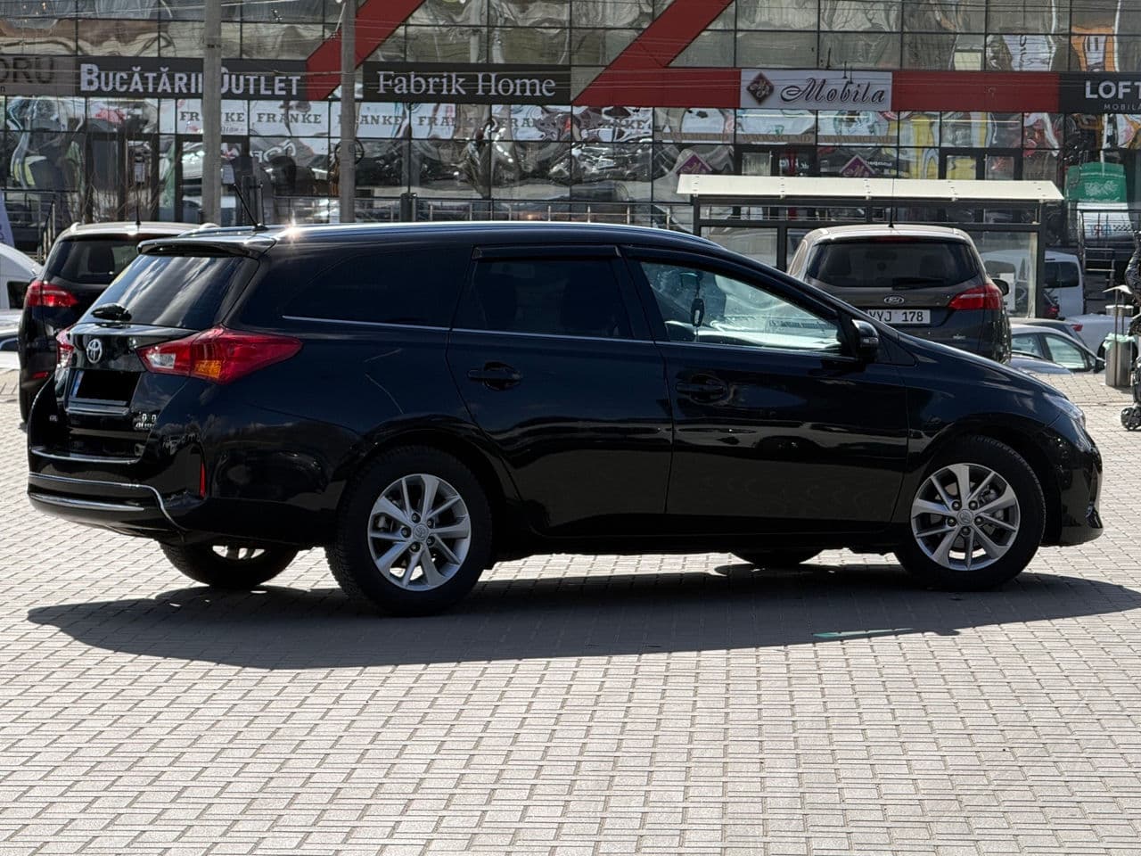 Toyota Auris 2014 — Миниатюра 3