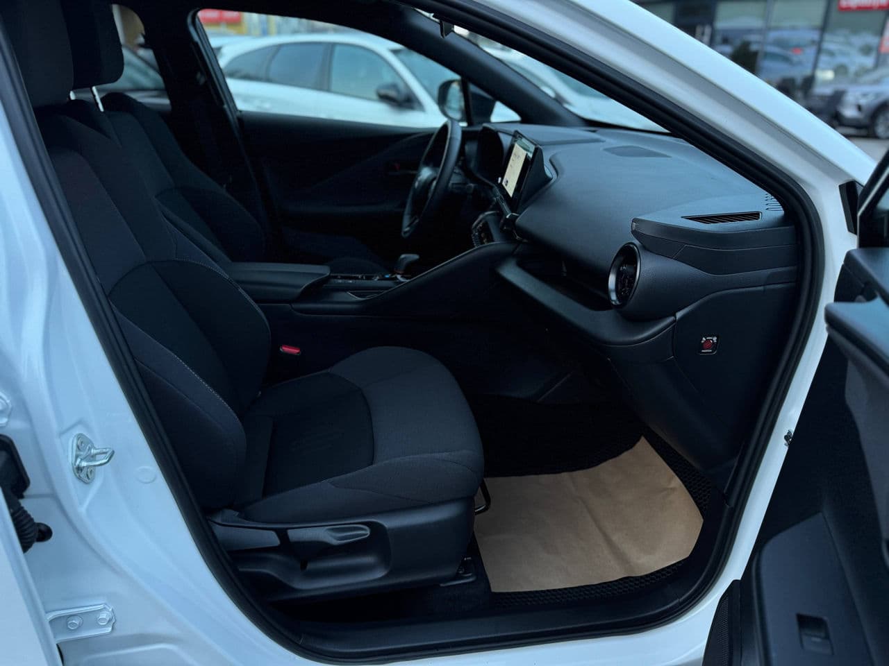 Toyota C-HR 2024 — Миниатюра 15