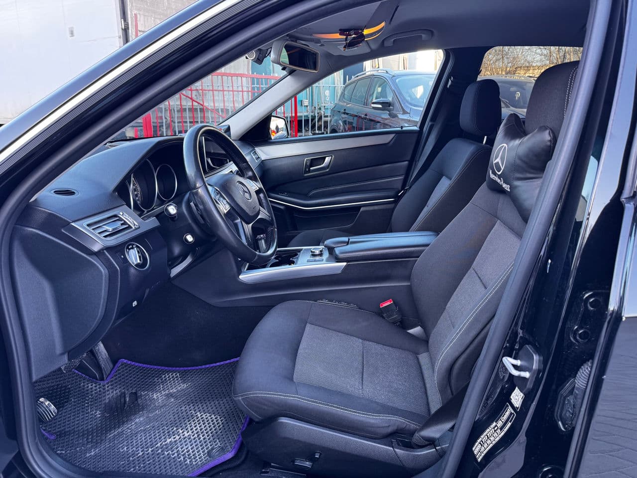 Mercedes E 220 2015 — Миниатюра 5