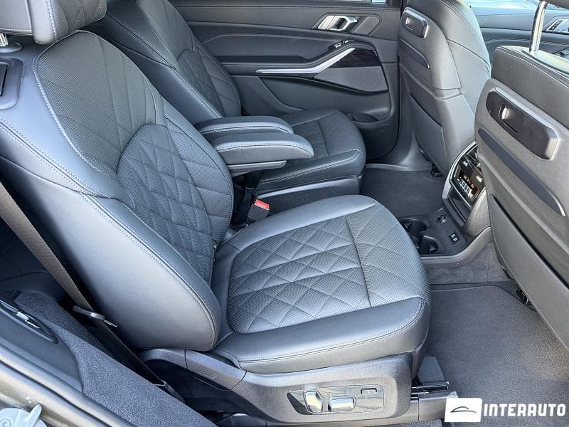 2024 BMW X7 4.0i — Miniatură 23