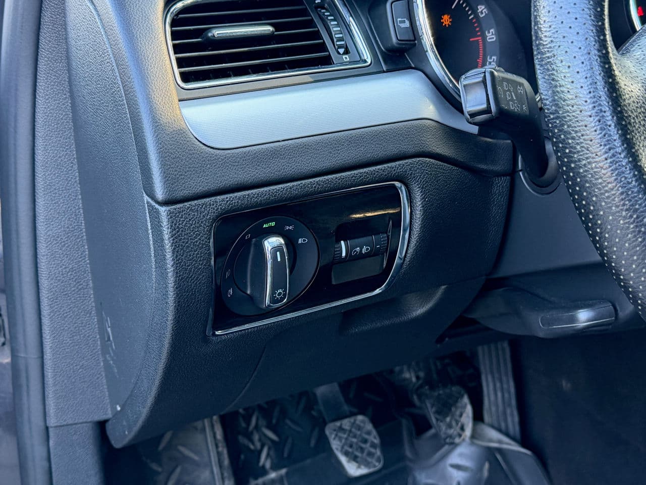 Skoda Superb 2011 — Миниатюра 7
