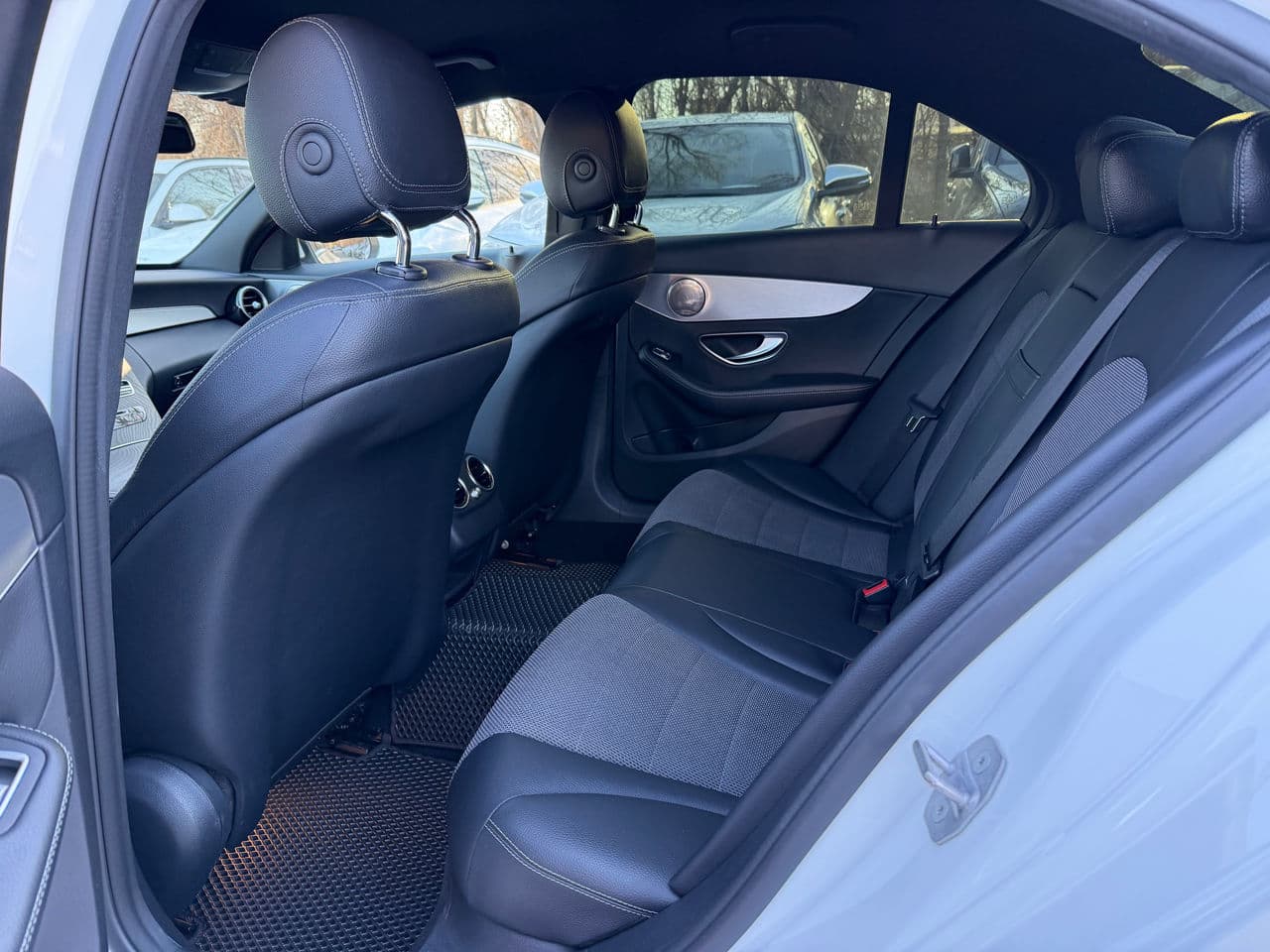 Mercedes C 350e 2016 — Миниатюра 17