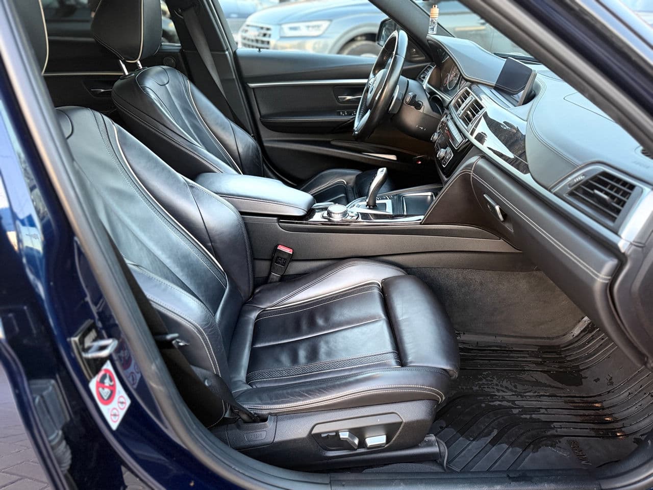 BMW 330E 2016 — Миниатюра 18
