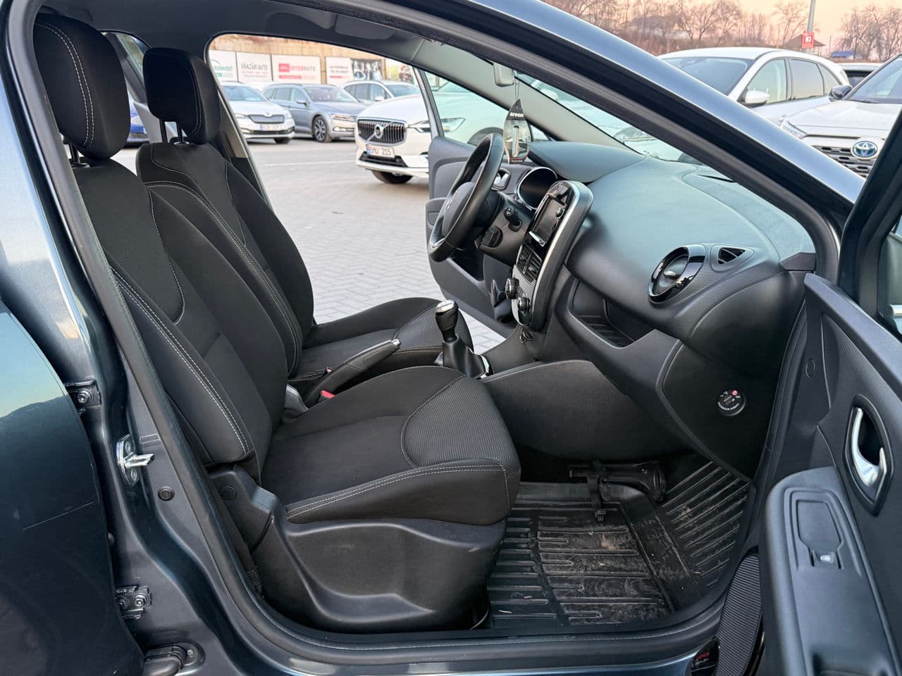 Renault Clio 2019 — Миниатюра 14