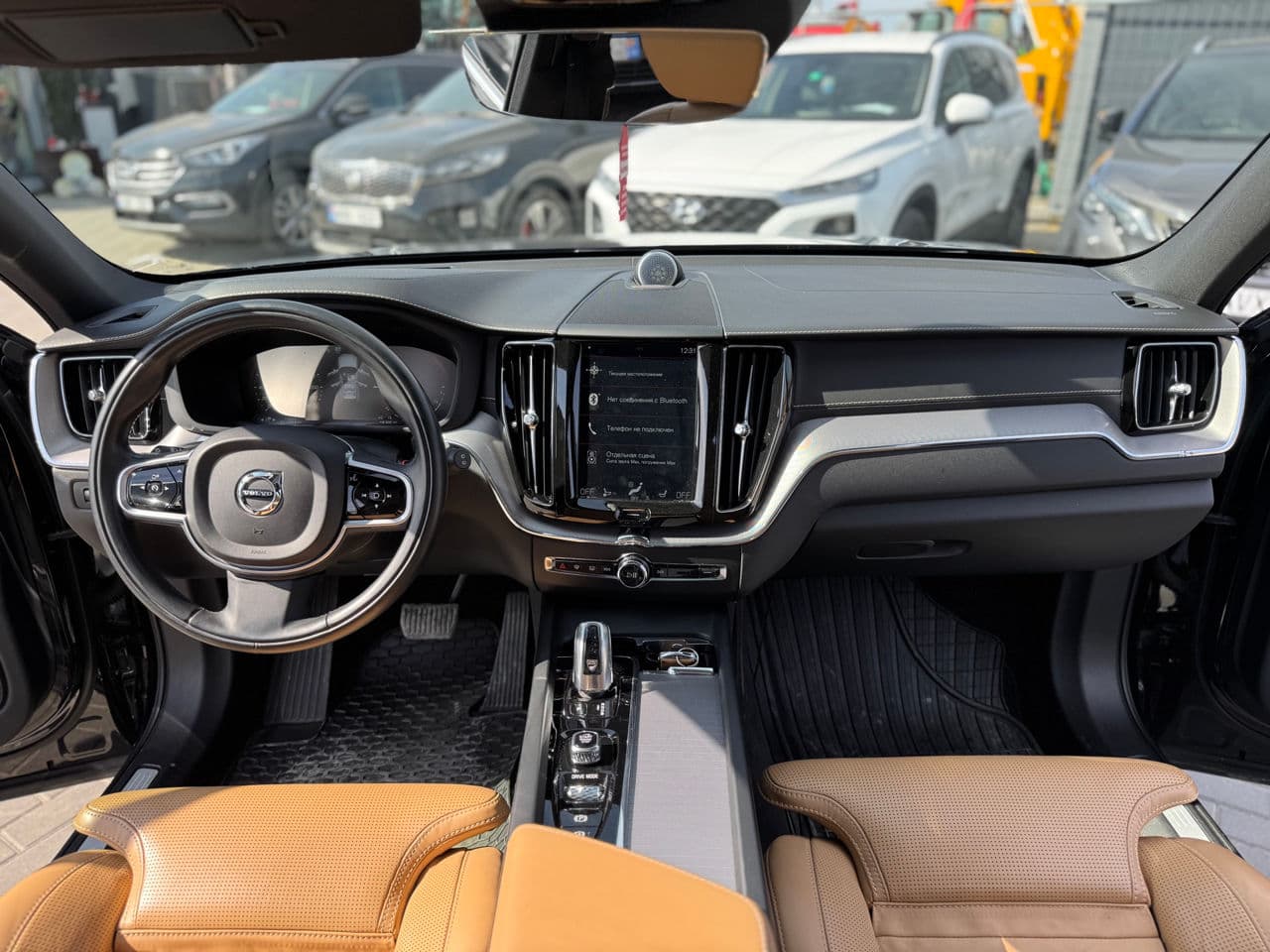 Volvo XC 60 2018 — Миниатюра 6