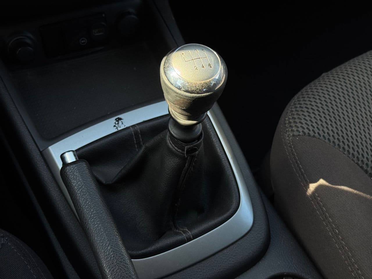 Hyundai Santa Fe 2011 — Миниатюра 12