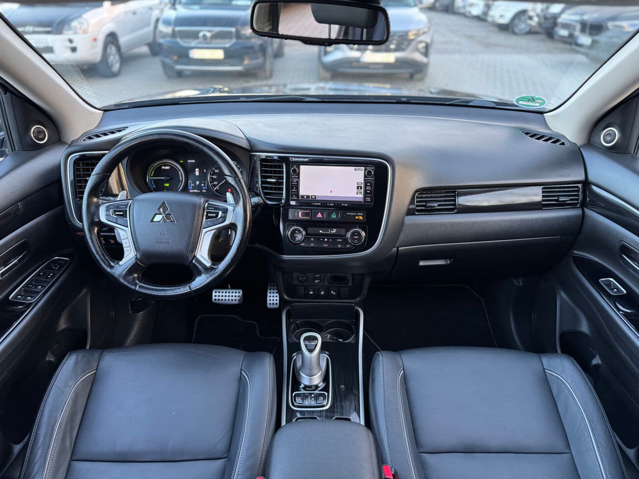 Mitsubishi Outlander 2016 — Миниатюра 9