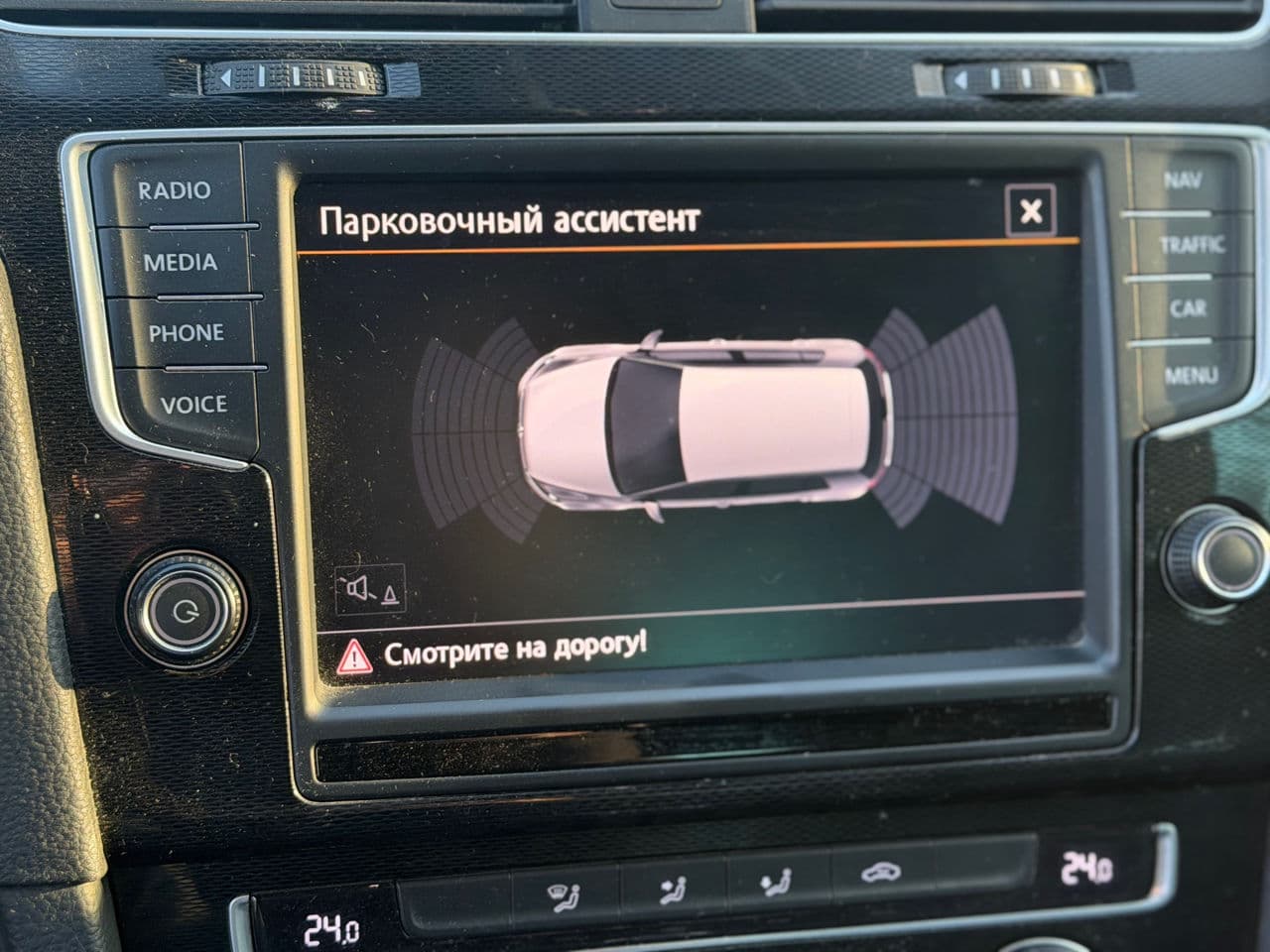 Volkswagen Golf GTE 2015 — Миниатюра 9
