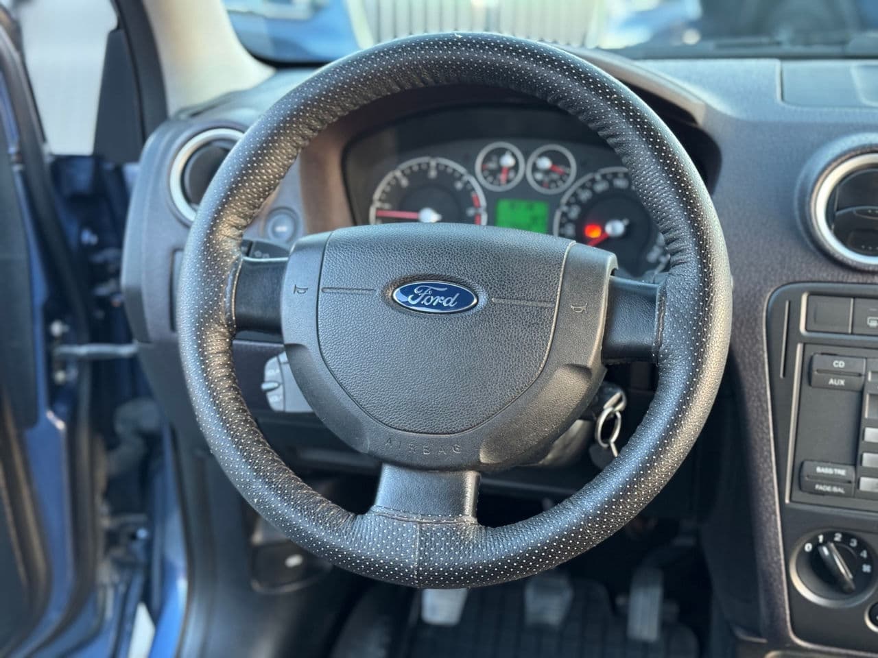 Ford Fusion 2005 — Миниатюра 7